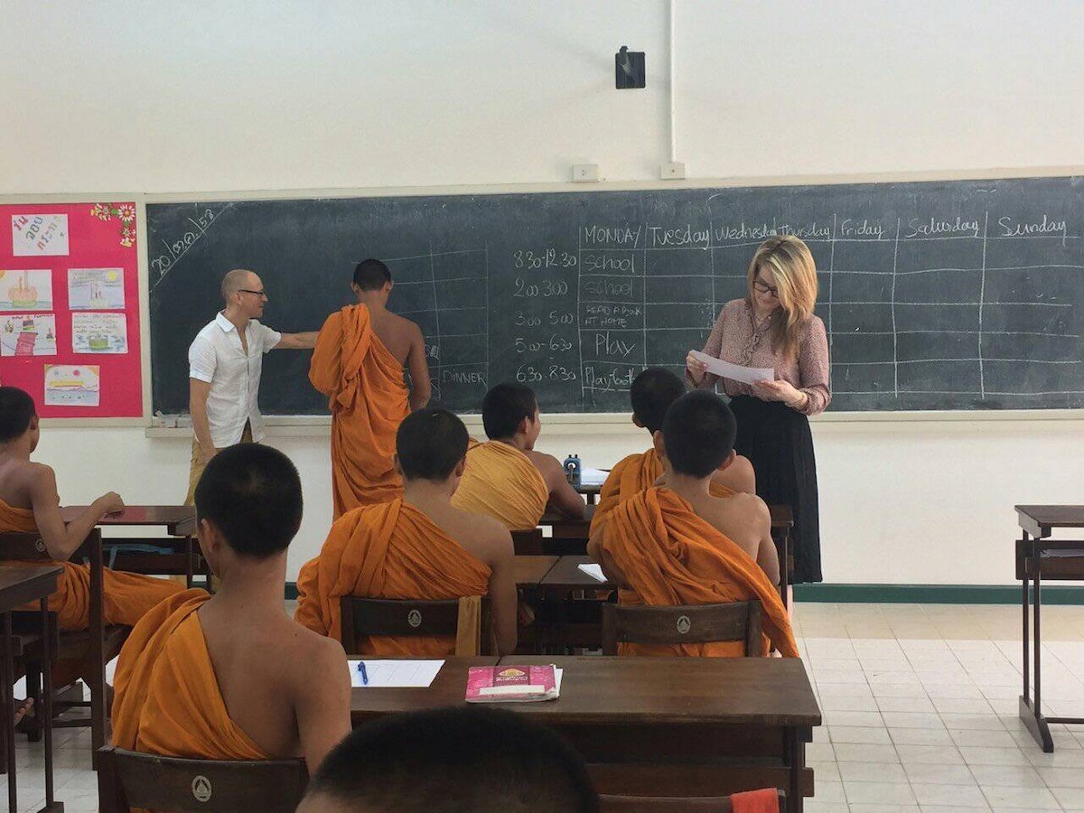 志愿者英语教师Ayutthaya Bang Pa In