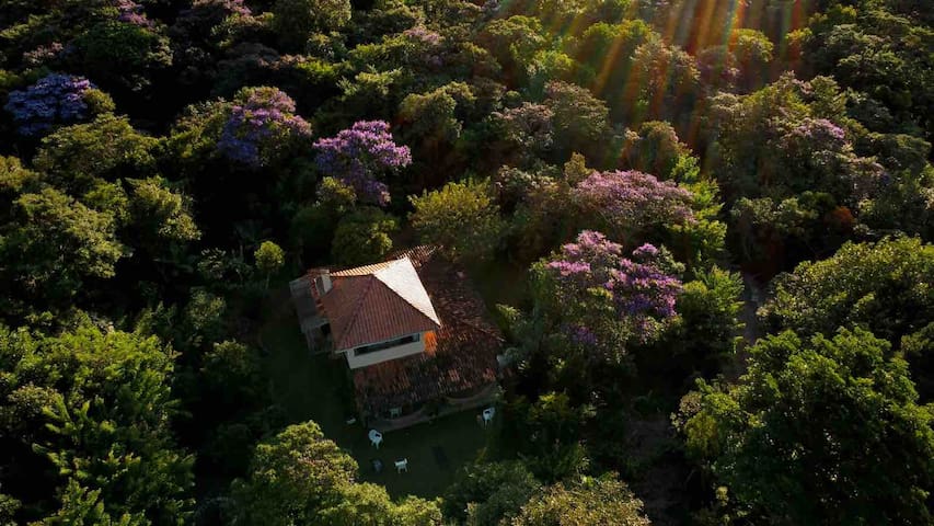 Vila de Caeté Açu (Vale do Capāo), cidade de Palmeiras - BA的民宿