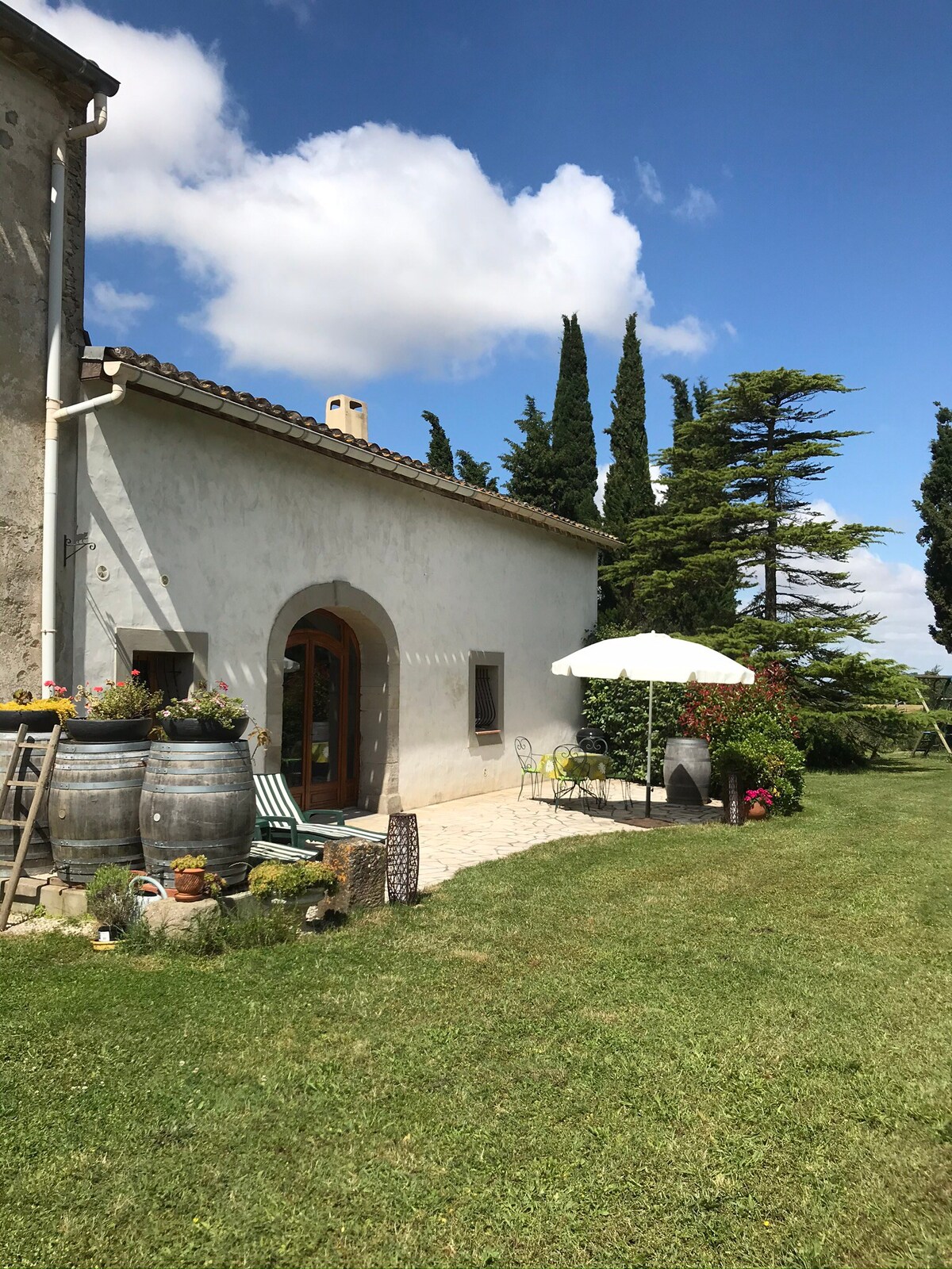 Renovated Barn in 17th century farmhouse