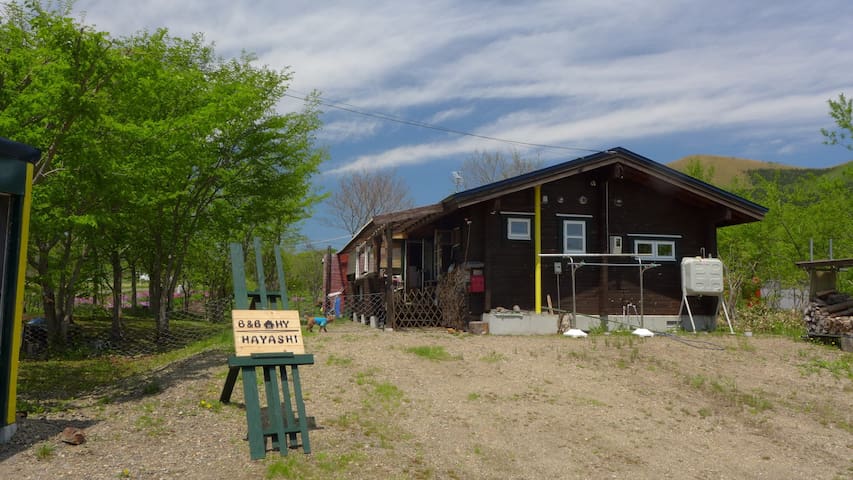 川上郡弟子屈町的民宿