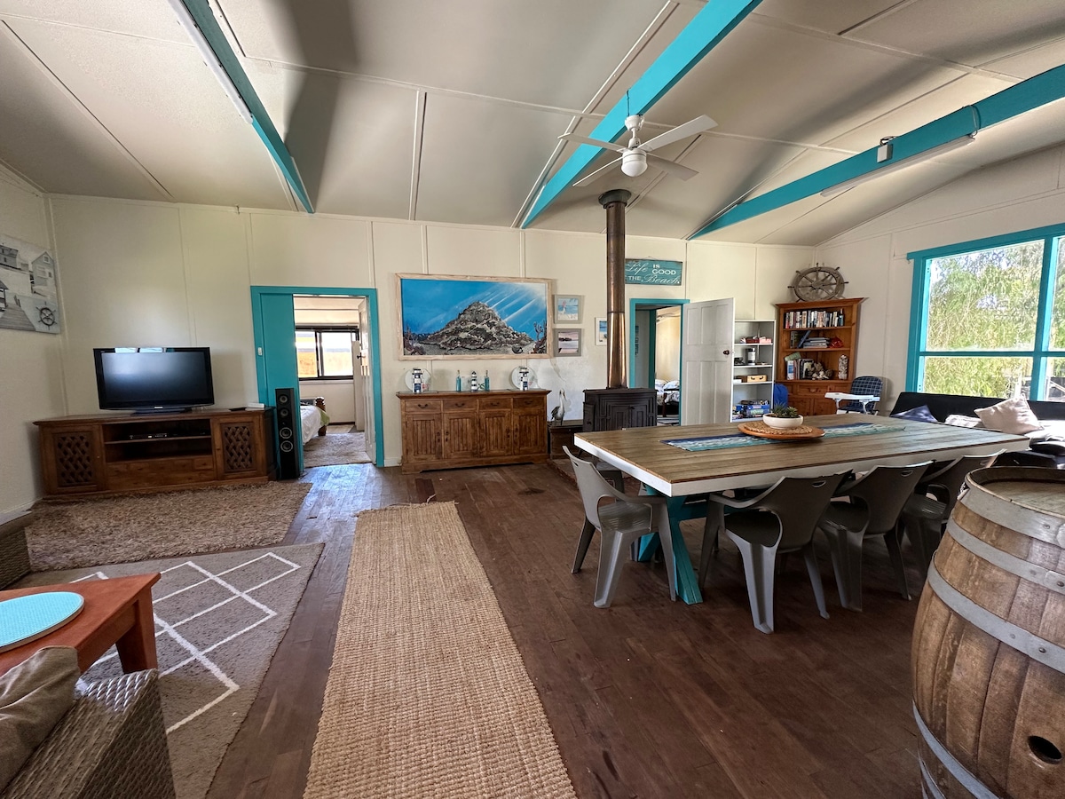 Sirocco Beach House Lancelin

AUSSIE海滩小屋