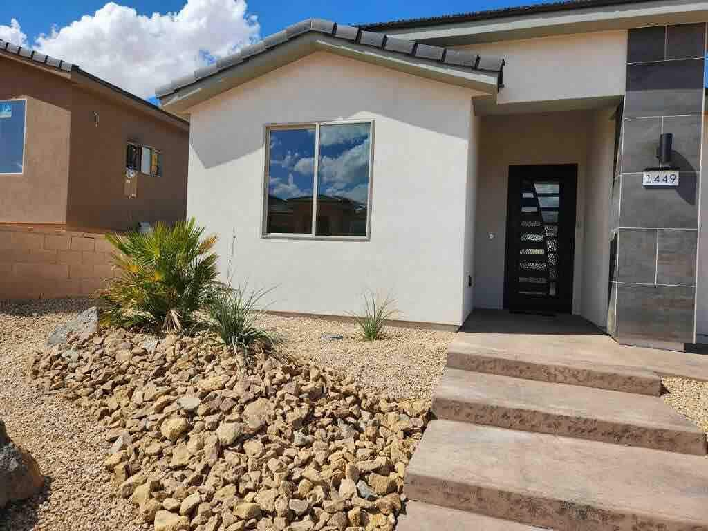 New Construction! Desert Oasis 3 bed/2 bath home