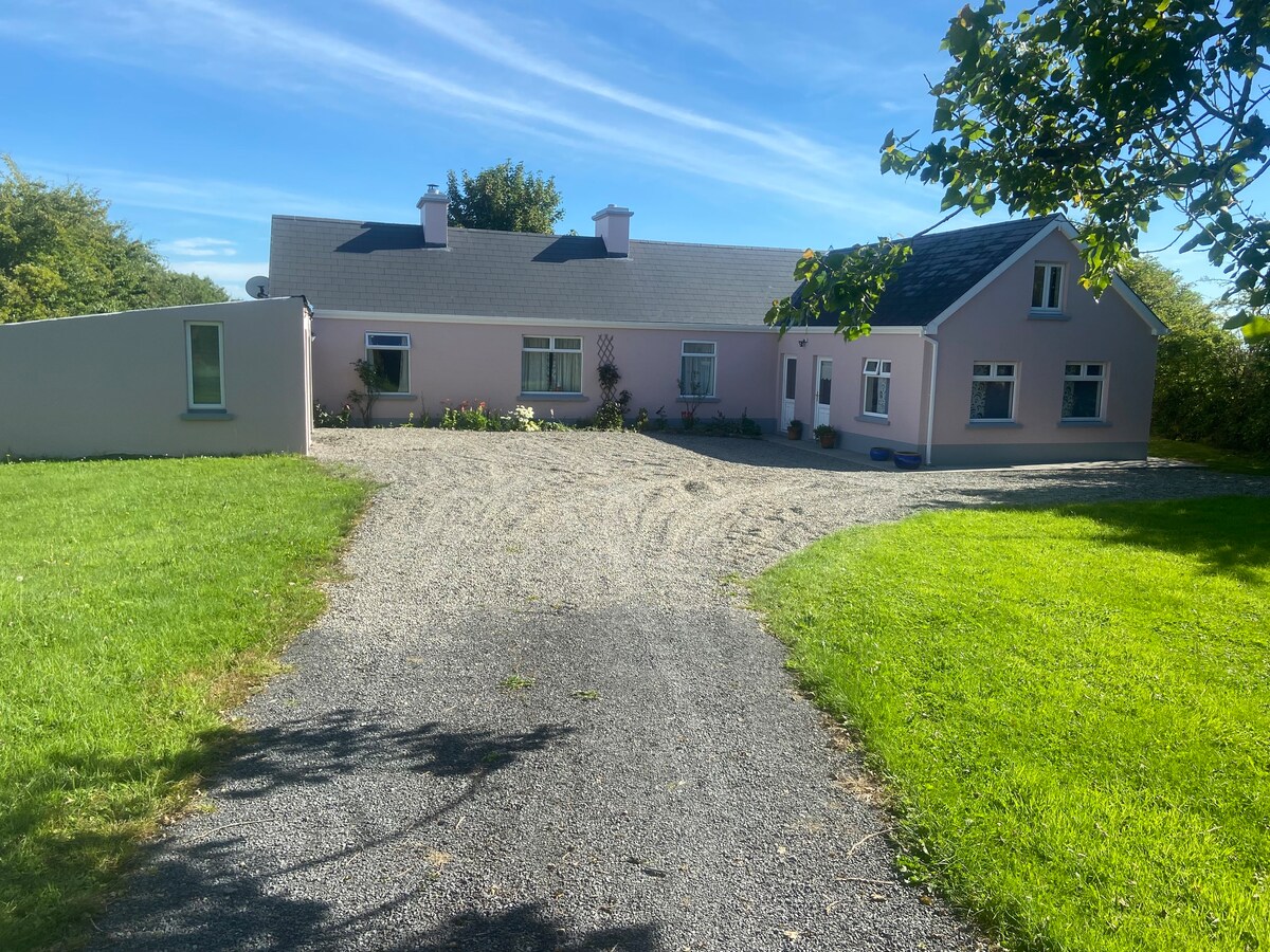 Cottage in rural location