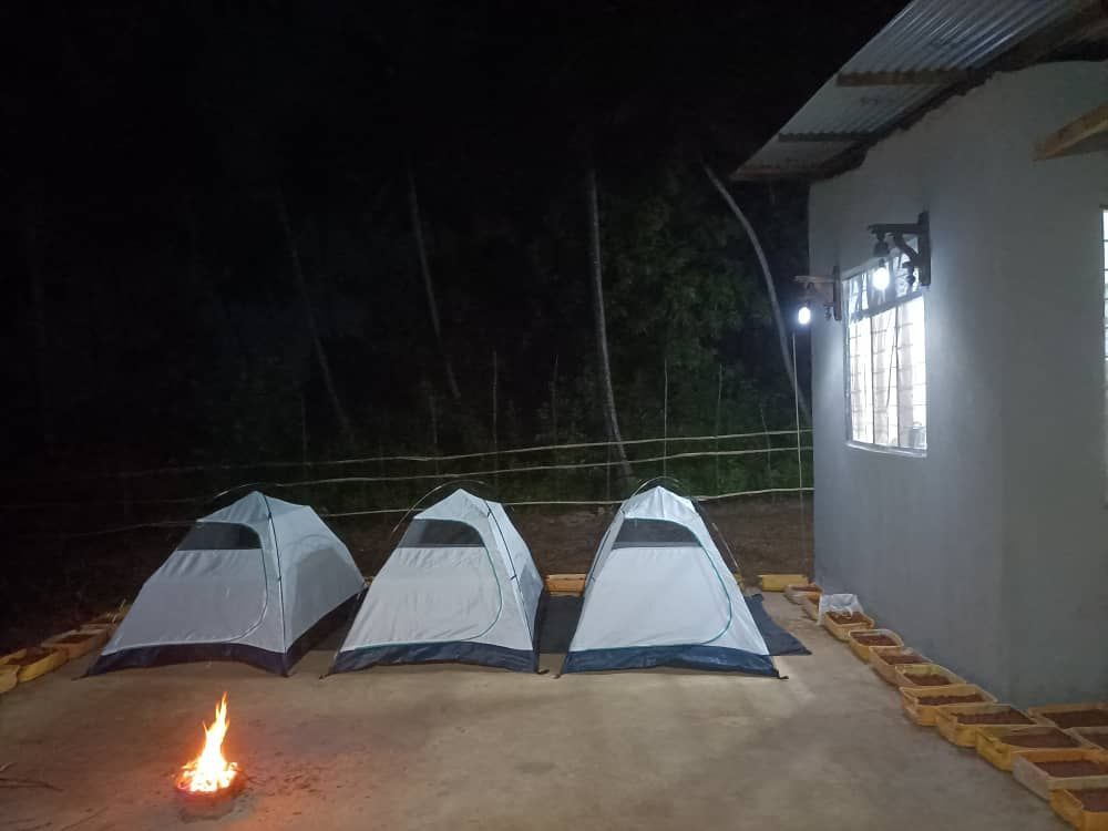beach camping at uzi tent 3