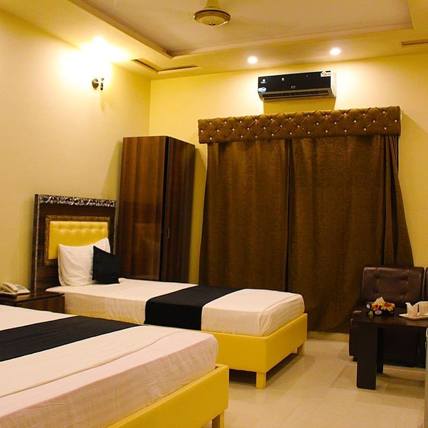 Twin Rooms Johar Town