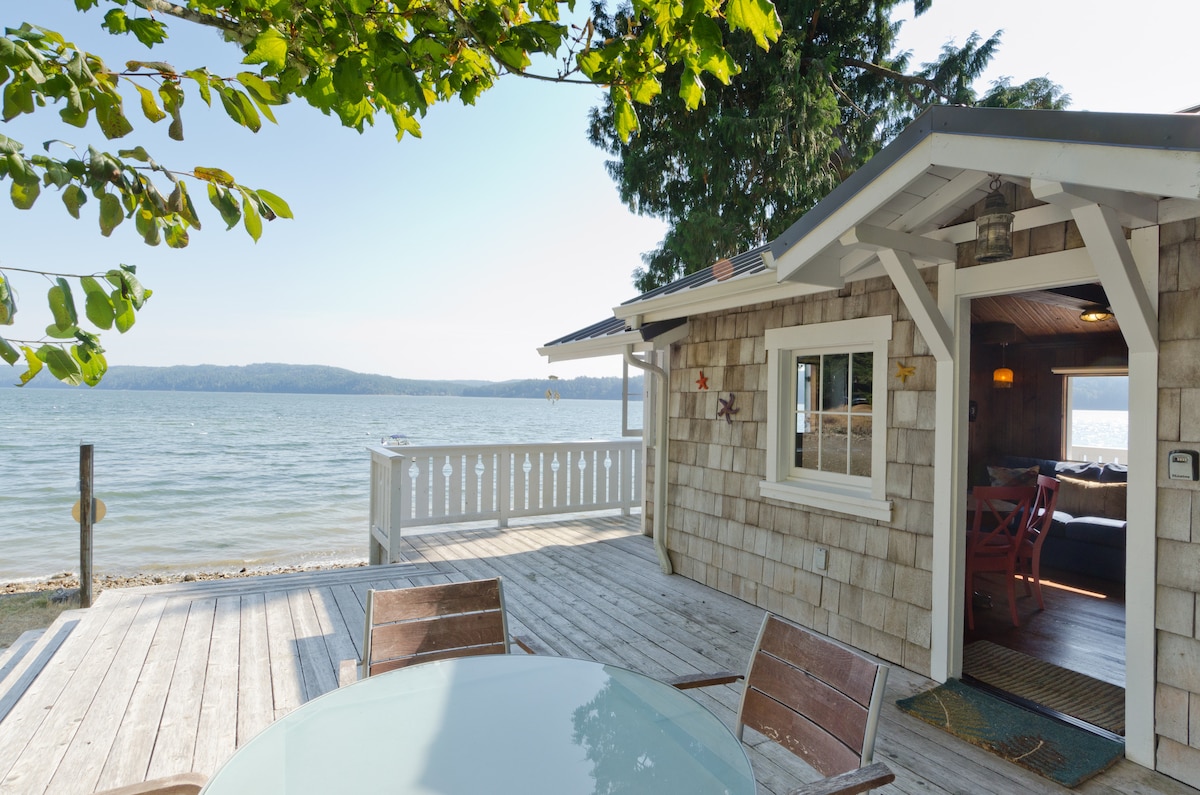 胡德运河海滩小屋（ Hood Canal Beach Cottage ） ， 315 'Cove with Oysters