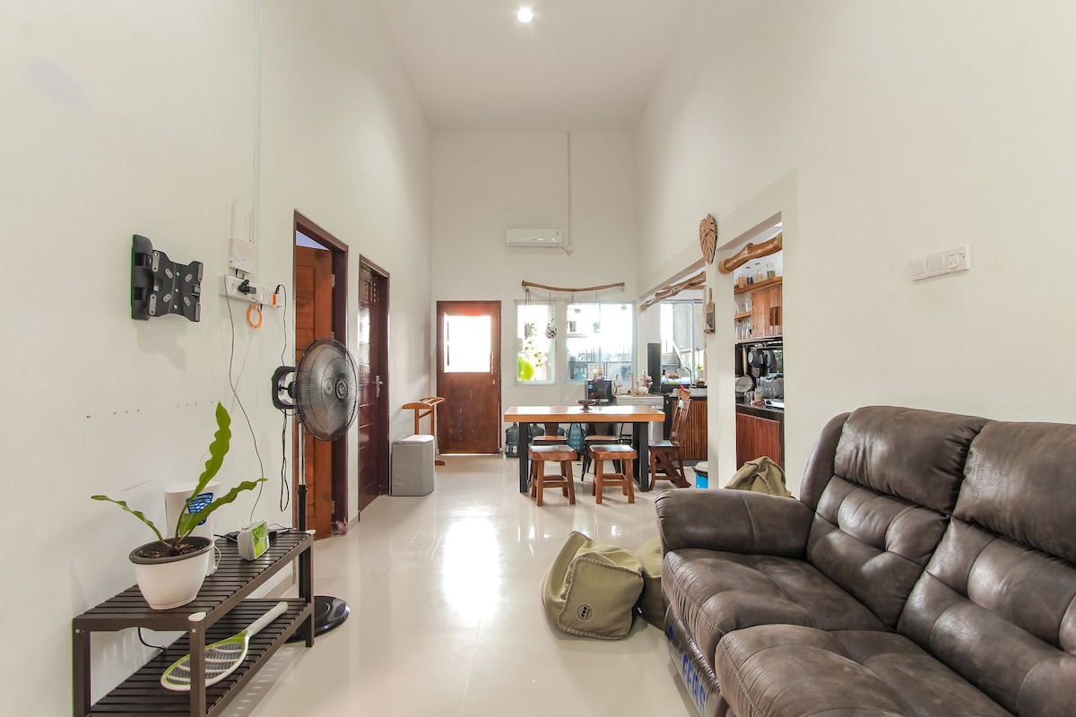Bintan Mas Residence - C15
2 BR Residential Home