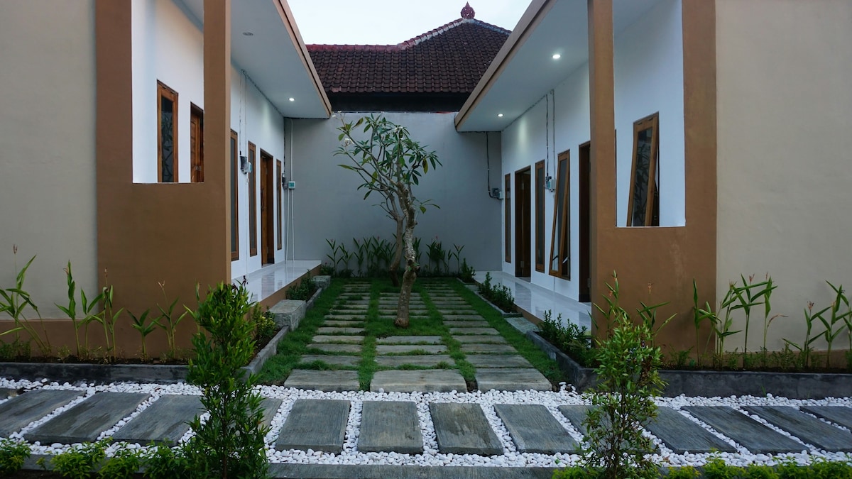 Jingga Homestay Balangan 1卧室，距离海滩5分钟