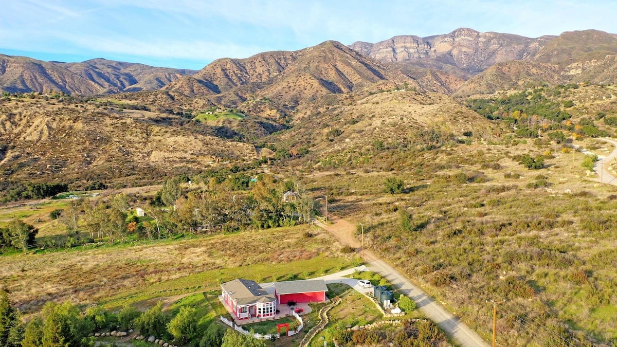 Ojai农舍，带Topa山景，网球场