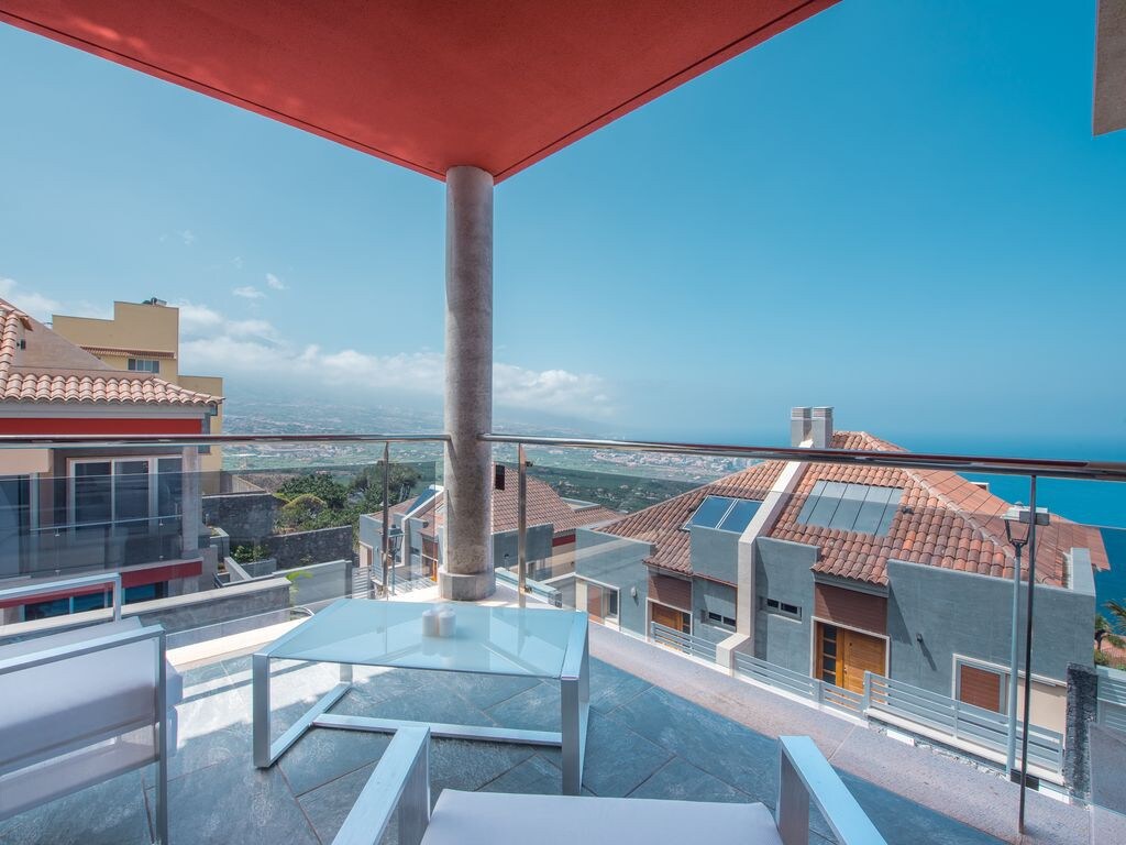 PRIV POOL.Spc price Juni Luxury Villa Puerto Cruz