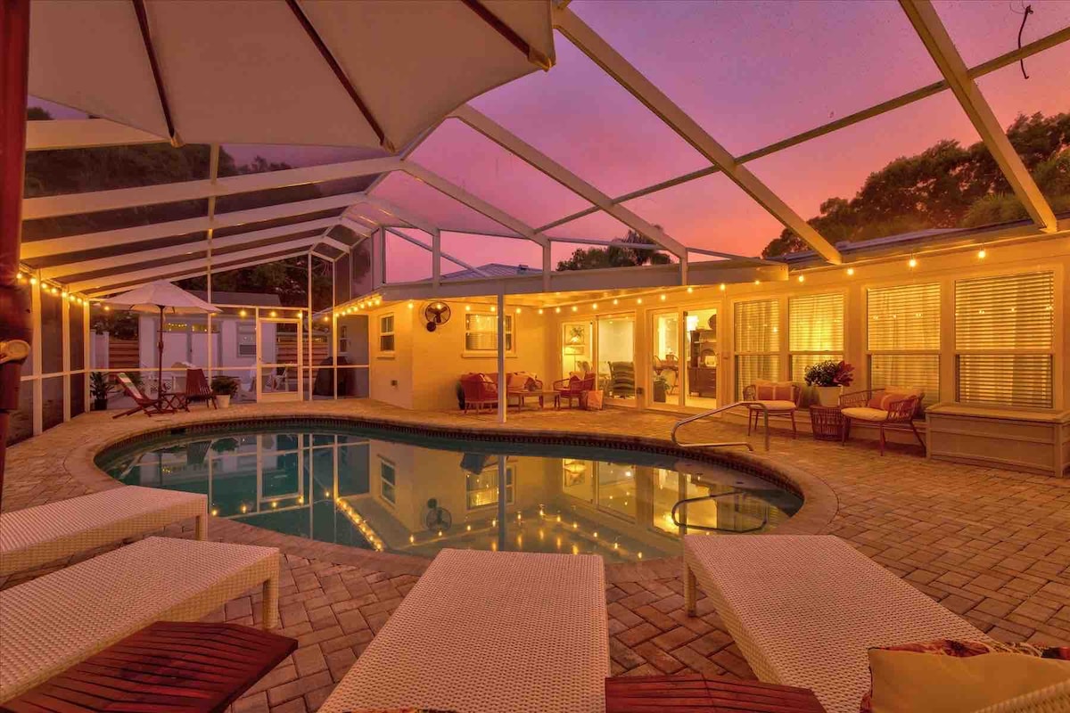 Charming Oasis: 4BR w/ Heated Pool near AMI & IMG