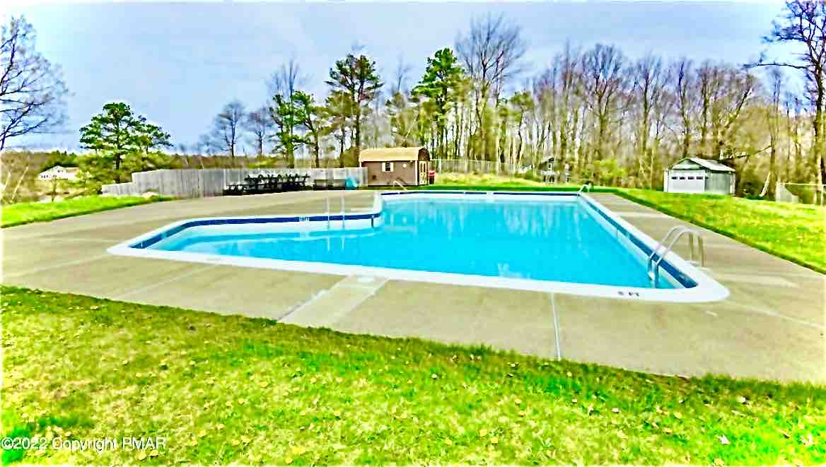 Huge villa in the hearth of Poconos near all.