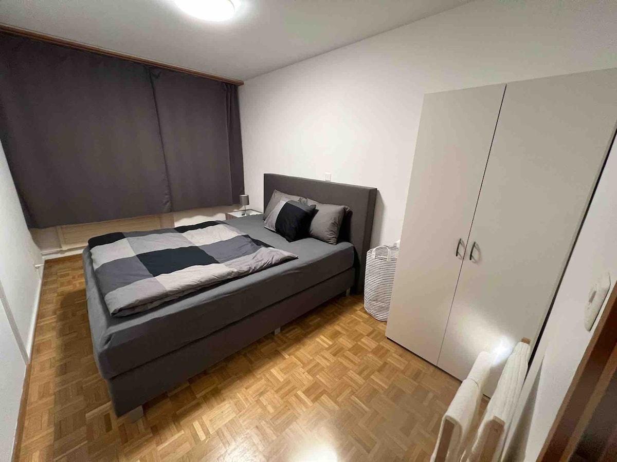 SPACIOUS 🛏 SPARE FAMILY 👨‍👩‍👦‍👦 IFY APARTMENT IN KLOTEN✈️
