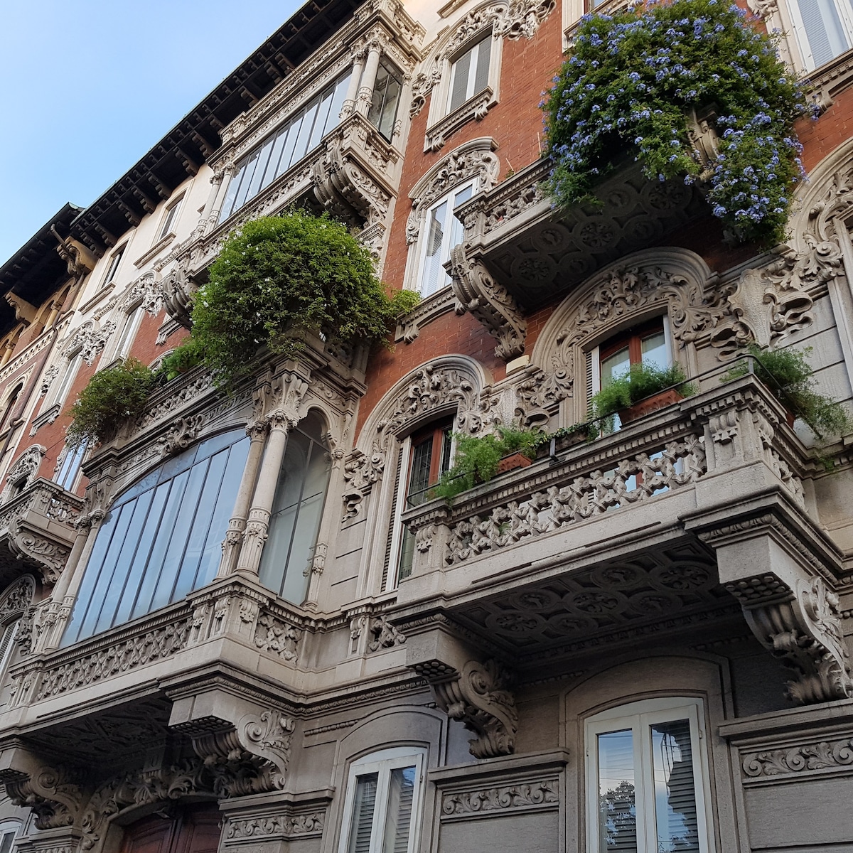 米兰市中心安静而著名的公寓。