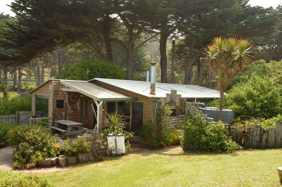 Beach Cottage - Kookaburra Wellness Retreat