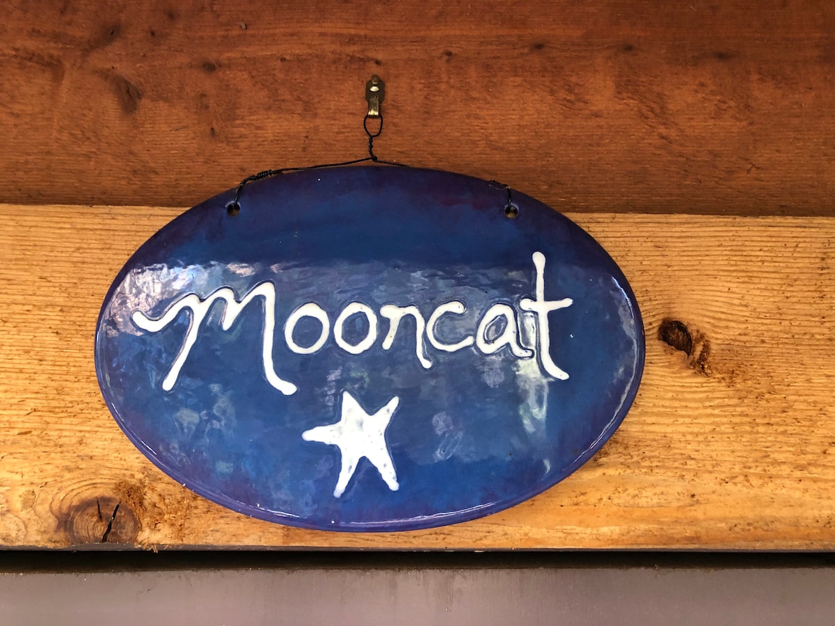 Mooncat Tiny House