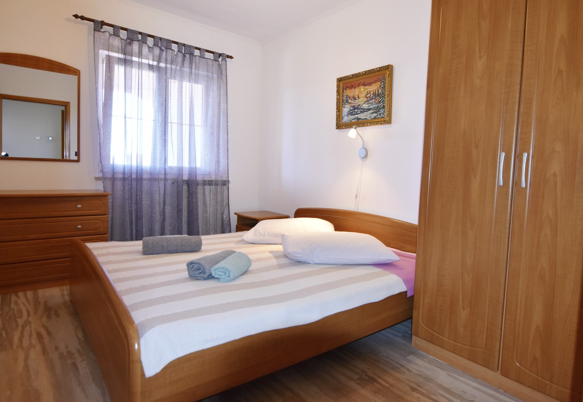 Comfortable idyllic apartment Barica 2+2 free Wifi