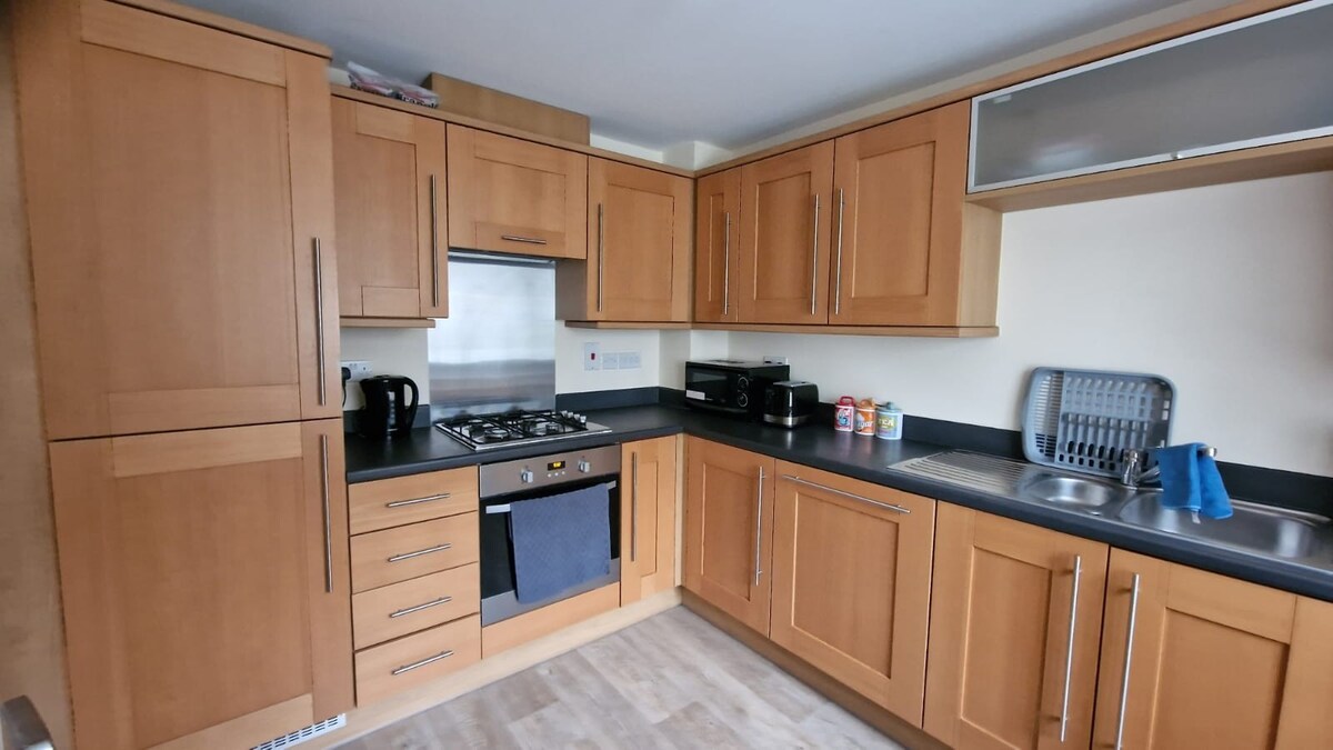 Nice family home in St Neots (Free breakfast)