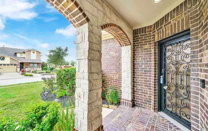 Entire Home/Spacious 4BR/5mins to Fwy/Houston/Katy