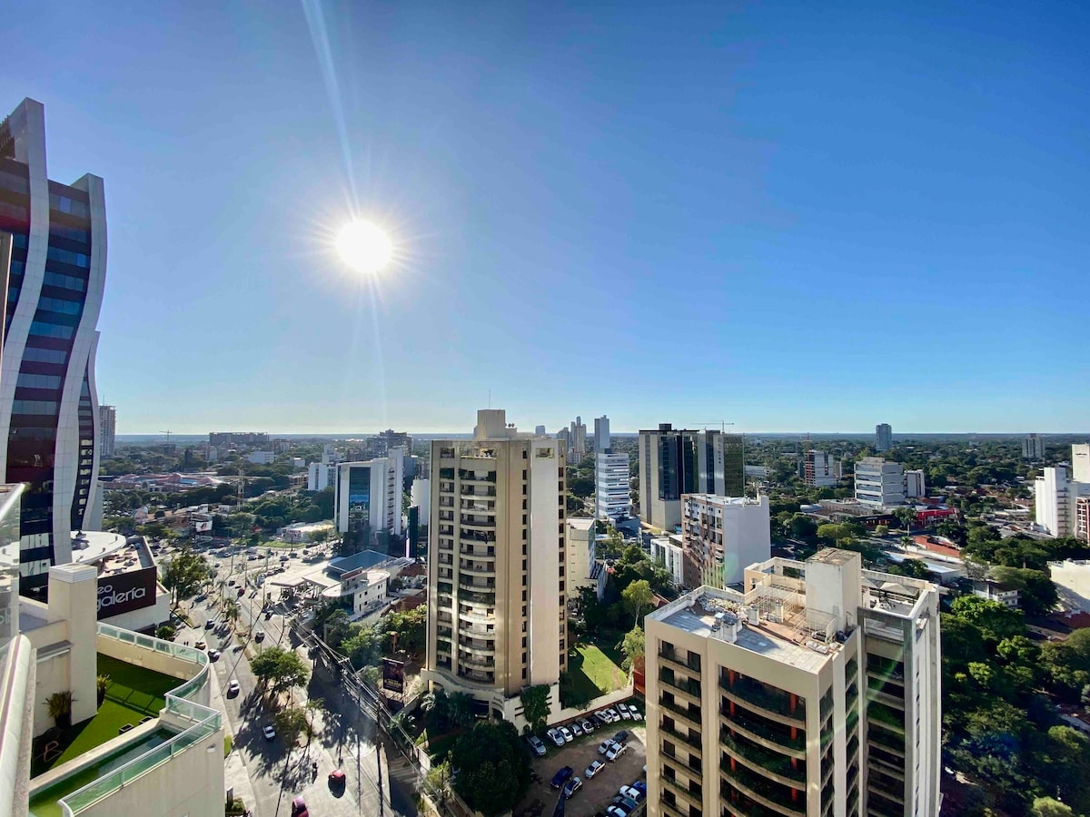 Vista única en piso 19, al lado del Paseo Galeria