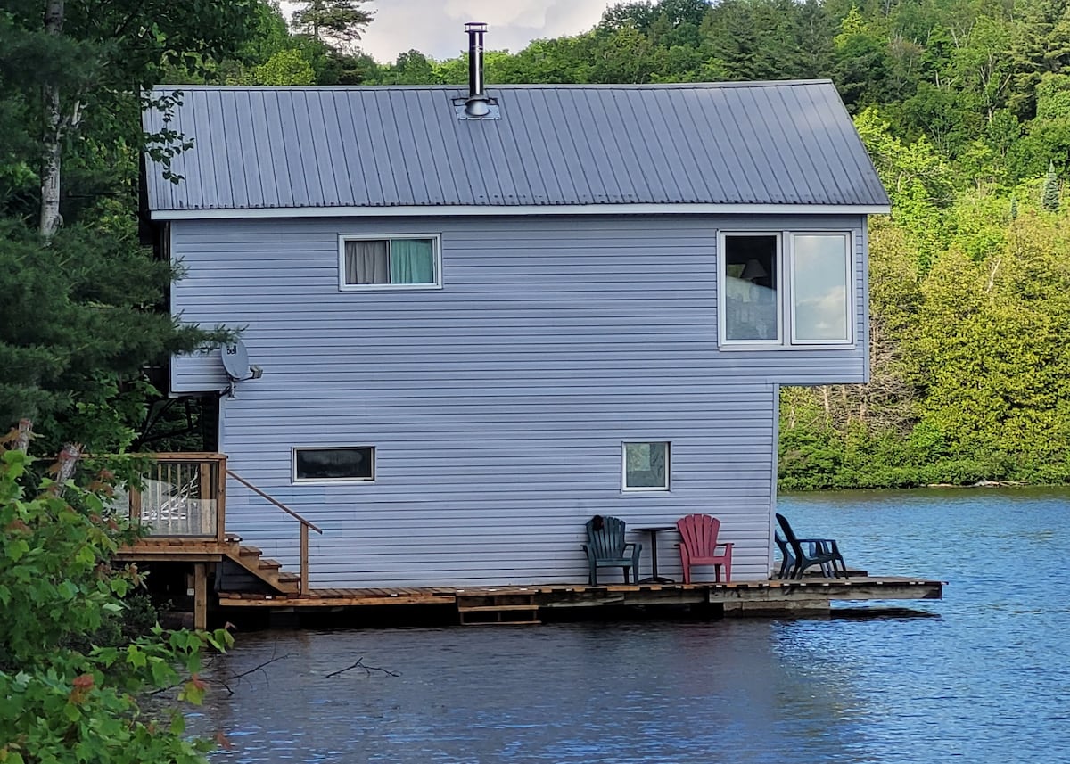 The Boathouse - 2间卧室舒适的海滨小屋