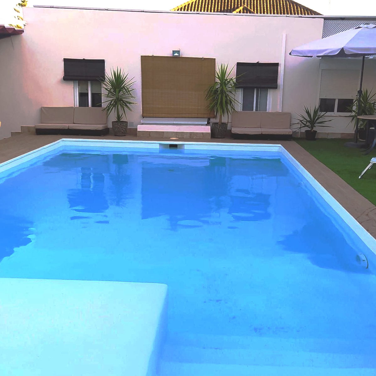 Apartamento con Gran Piscina Privada.