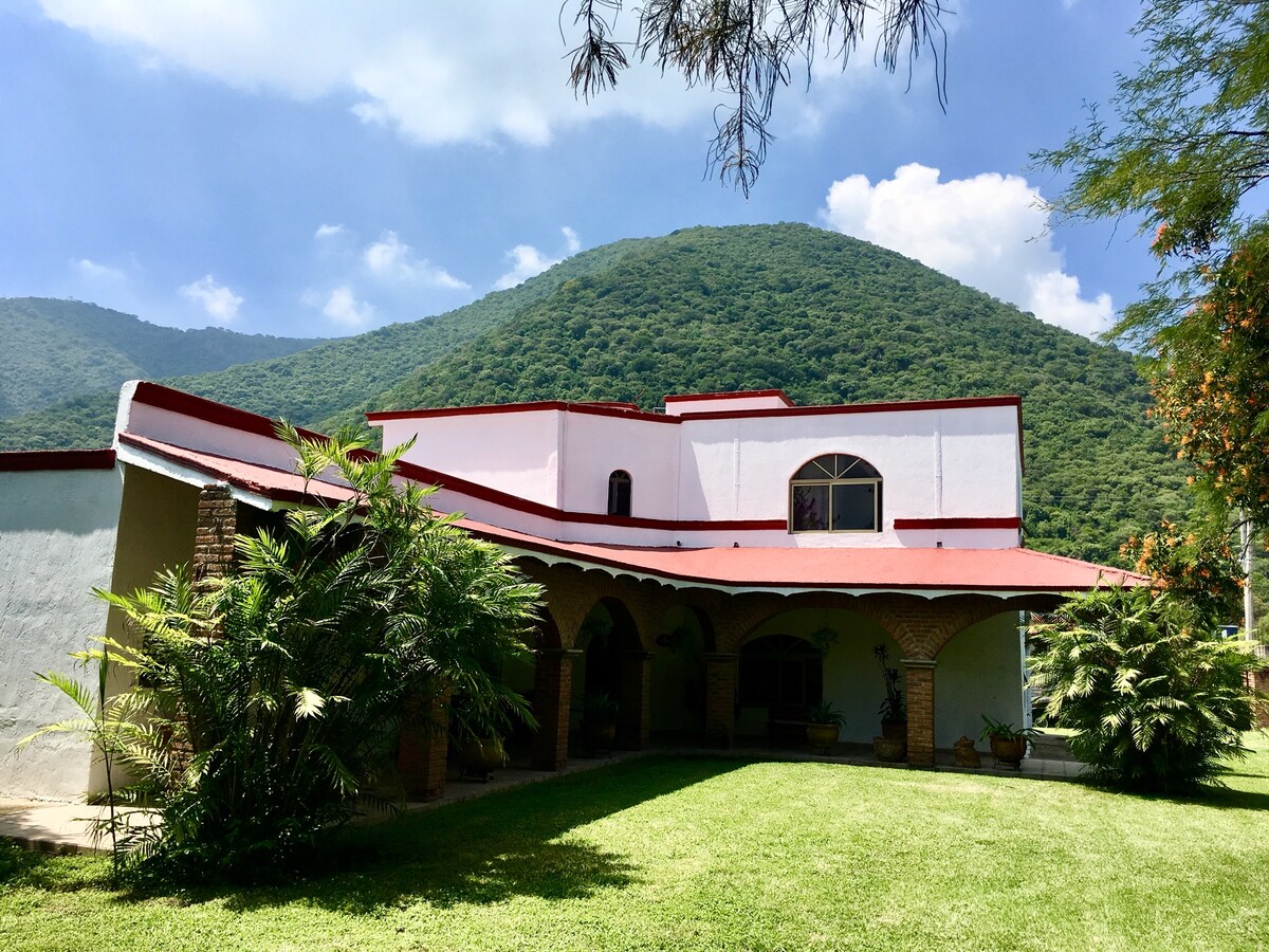 La Casa de Los Abuelos