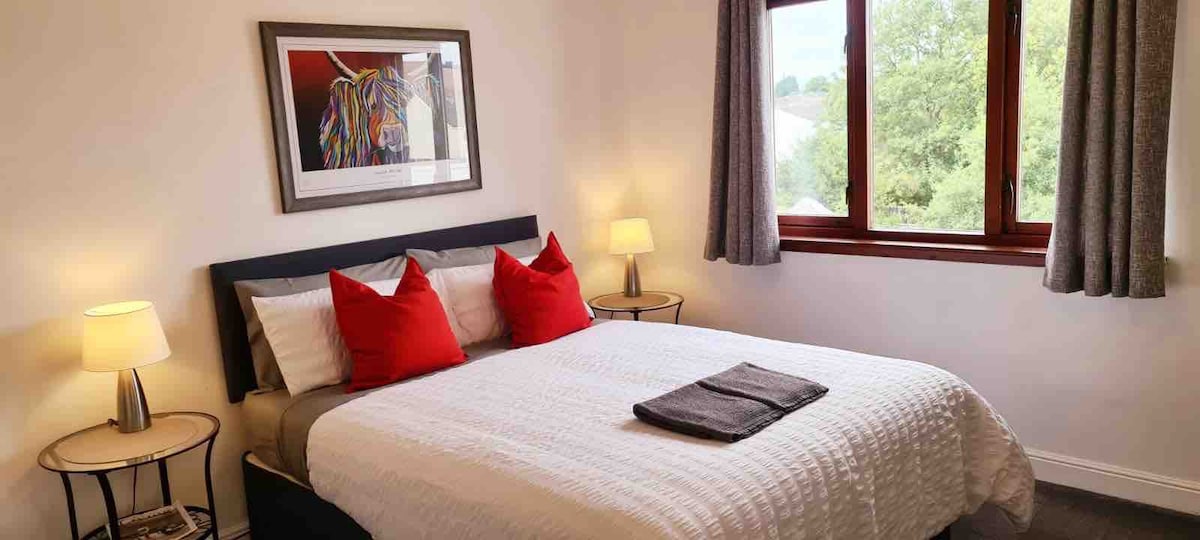 Levenhowe Holiday Apartment, Balloch, Loch Lomond