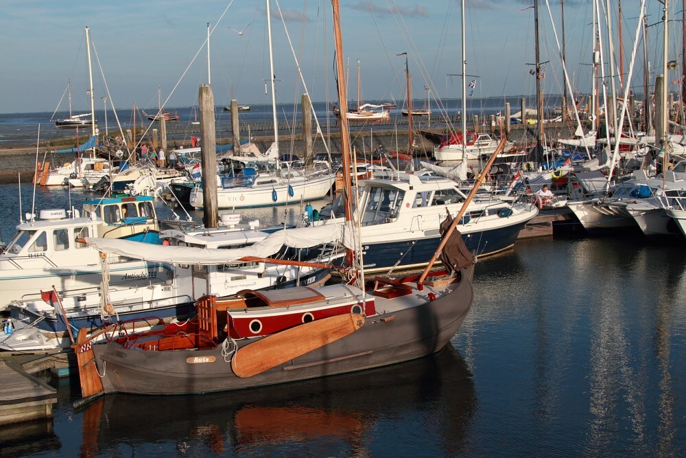 Platbodem te huur Nes Ameland