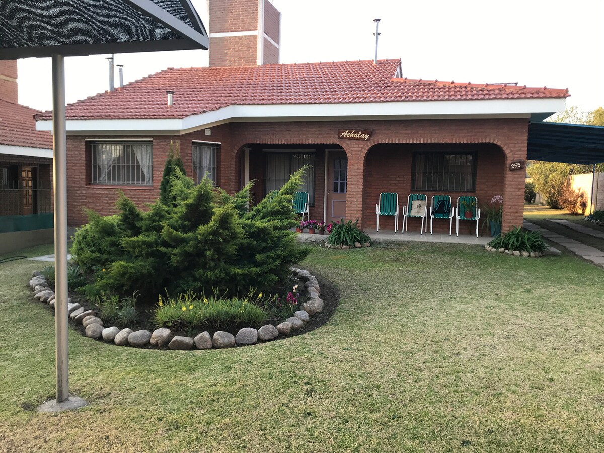 Chalet en Merlo San Luis, microclima y sierras