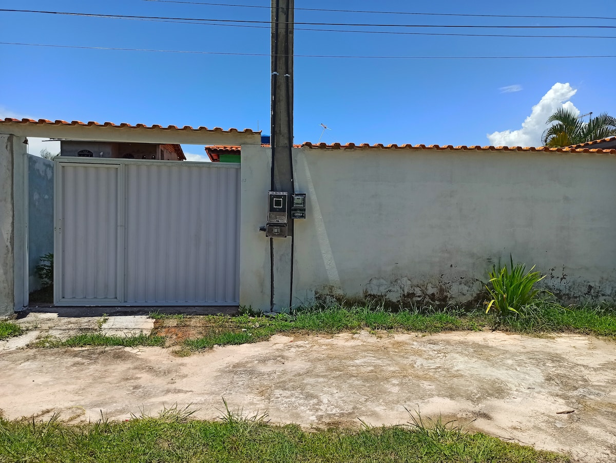 Casa espaçosa na Praia de Aratuba