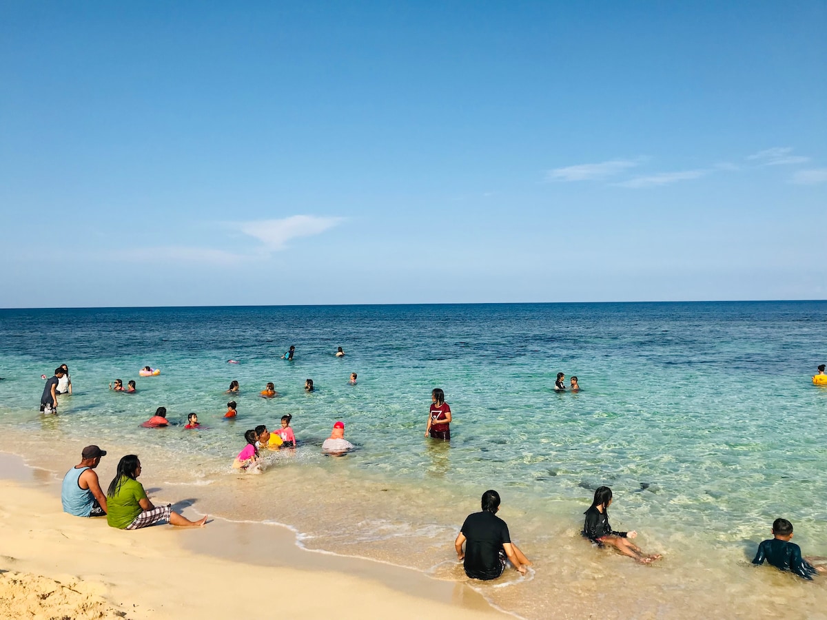 Private House at Patar White Sand Beach