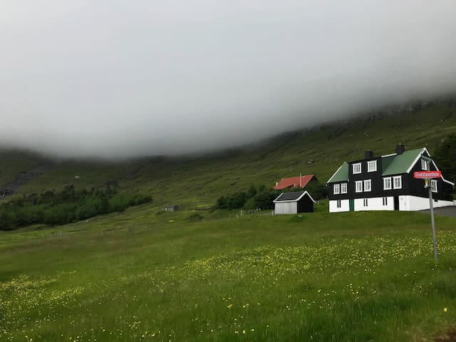 Selatrað的民宿