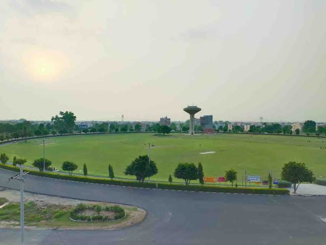 Faisalabad的民宿