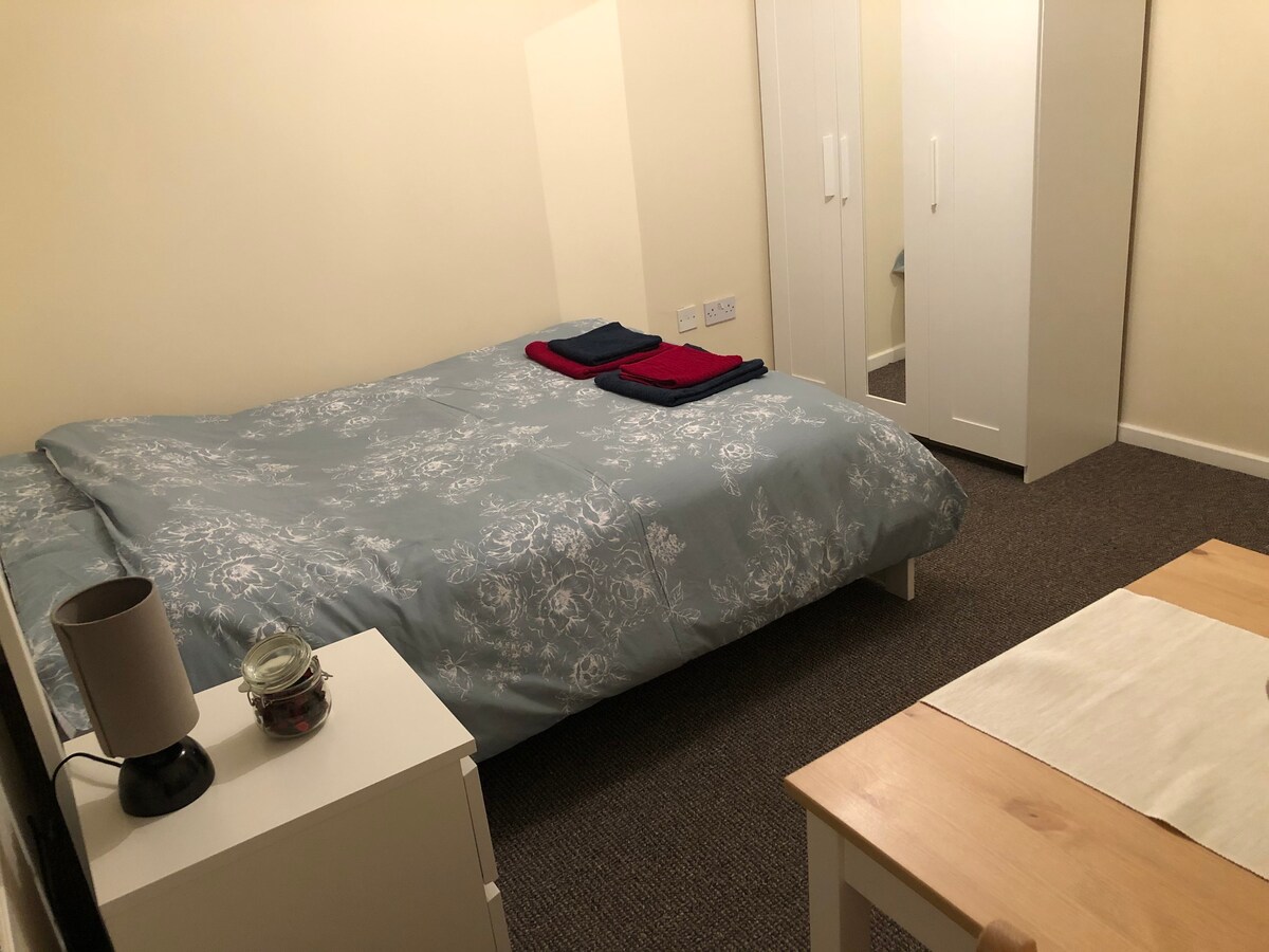 En suite Double Room near Canary Wharf, O2, Excel