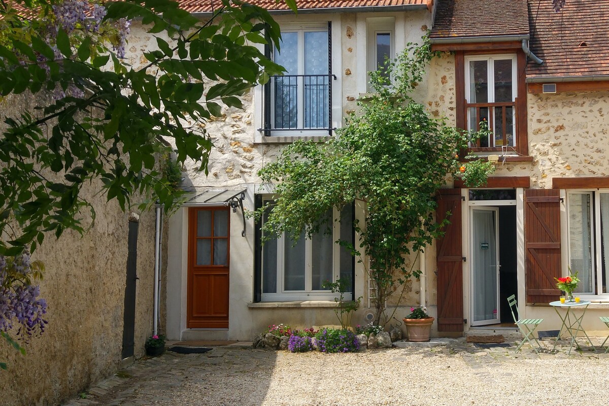 Sophie 's House, Longjumeau