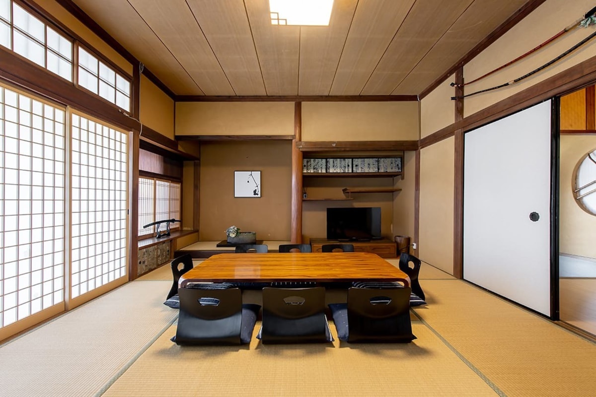 [Oyado Ryu]日式现代老房子，配有柏树露天浴池115平方米私人住宿每天1对有限【可入住8人】
