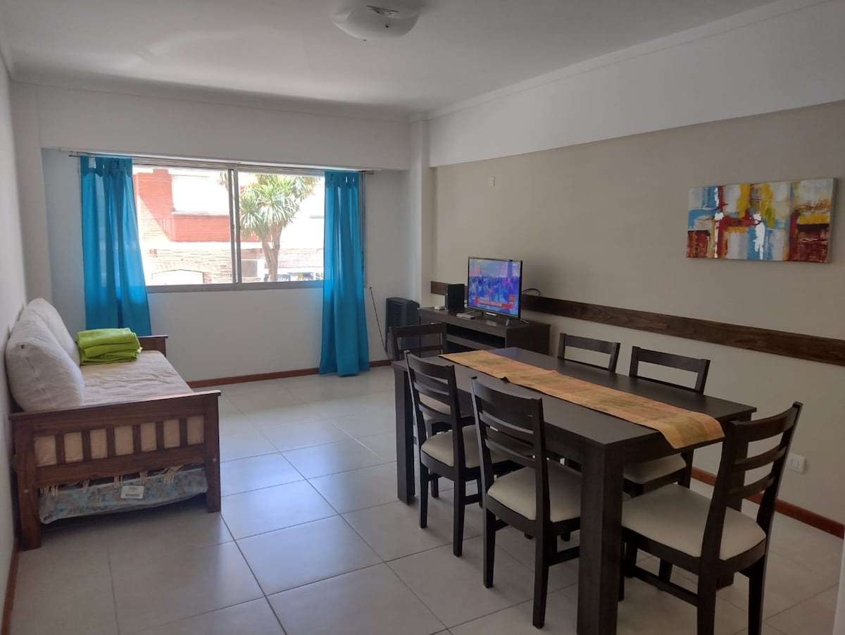 Excelente departamento 2 ambientes zona La Perla