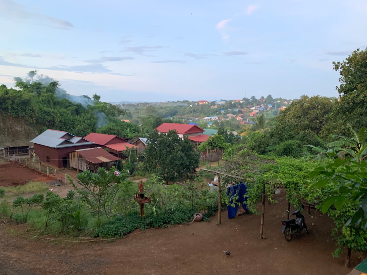 Tree Lodge Banlung