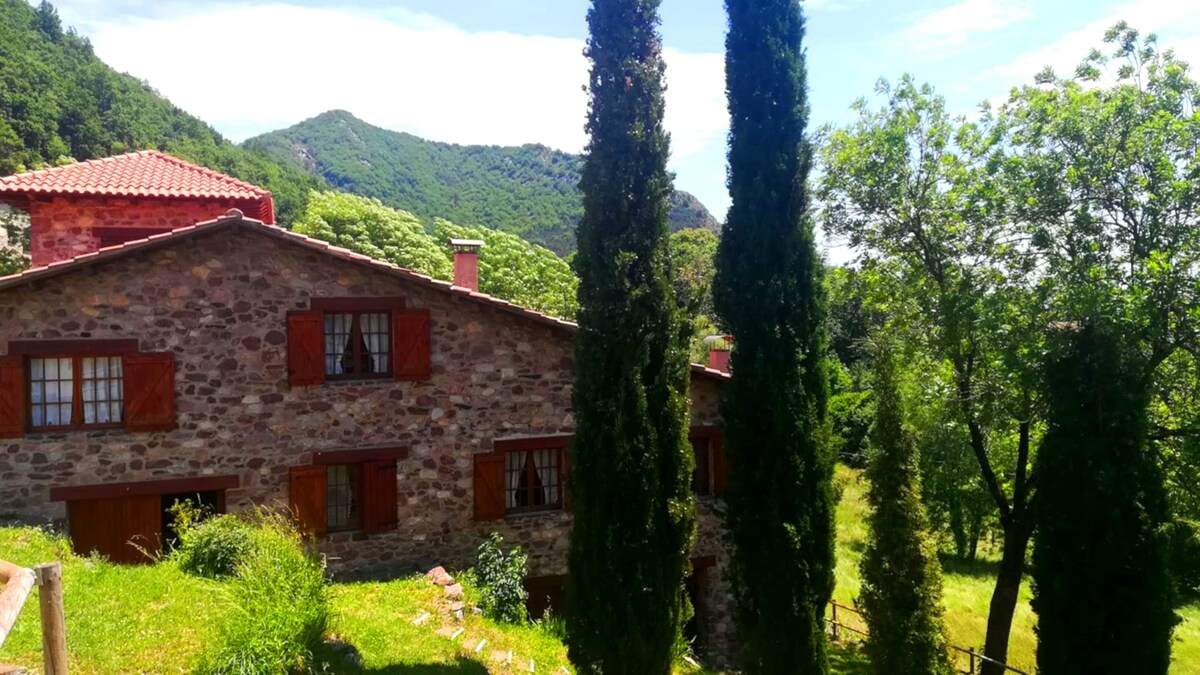 Casa Rural "Can Torrent Vell de Rocabruna"