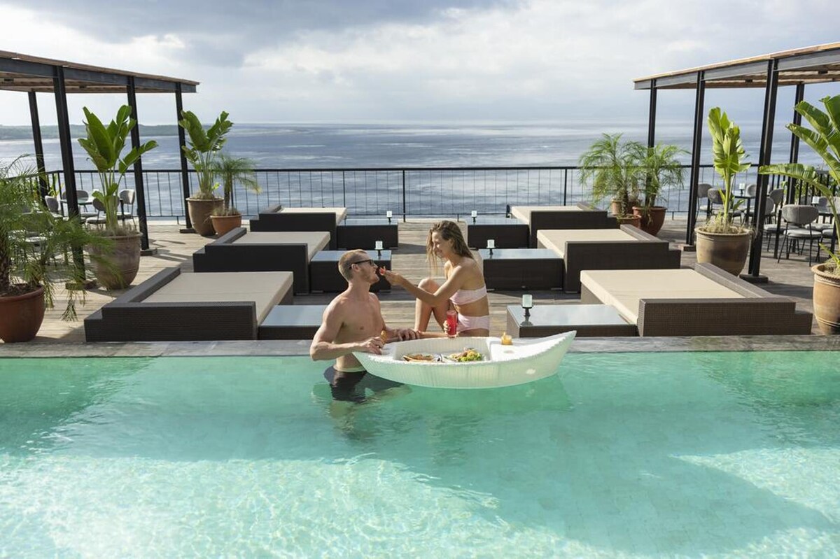 珀尼达岛海景3D豪华泳池早餐悬崖