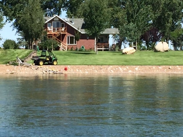 Missouri River-2 Story Home