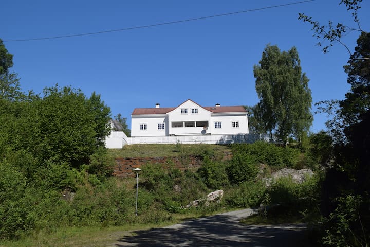 Godøysund的民宿