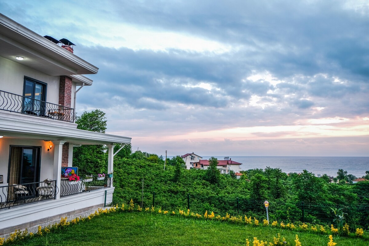 Blacksea First Line Luxury Villa