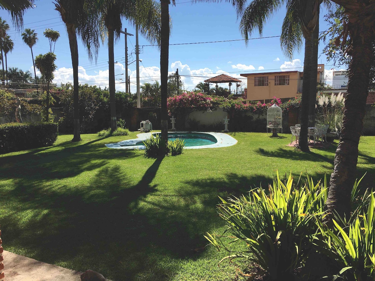 私密泳池，大花园Quinta María Luisa