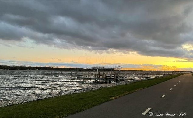 The Paddle Inn-Buckeye Lake cottage on the Water