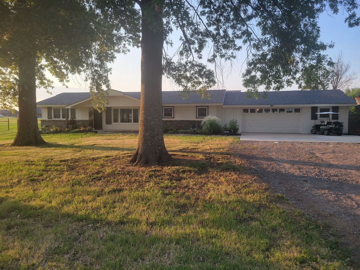 Cozy Nesting Grange on the edge of Stillwater