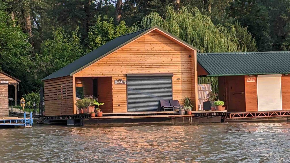 Float house on the river Sava