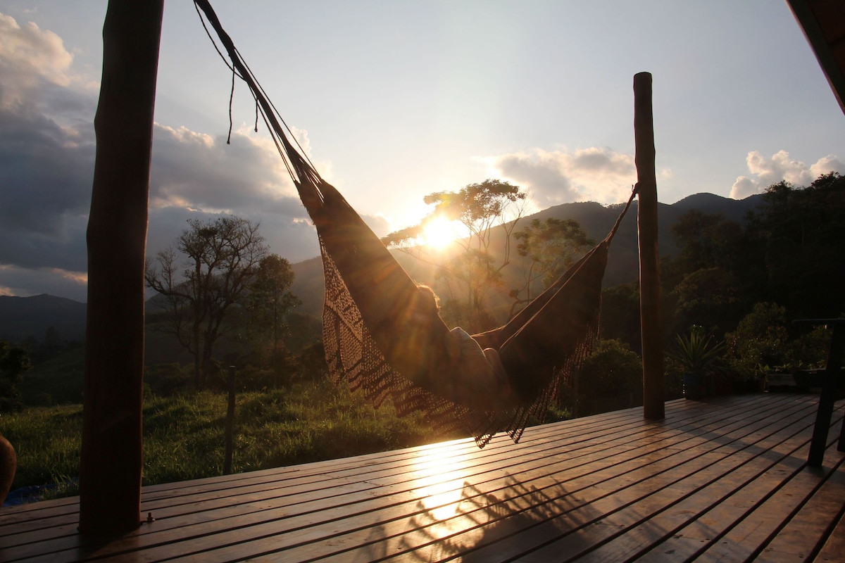 Casa Ecológica na Serra da Mantiqueira