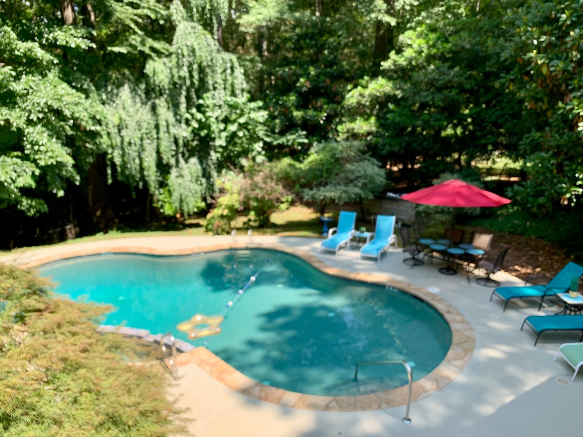 SmokeRiseRetreat Splendor ~ in ~ the Woods Scenic Pool